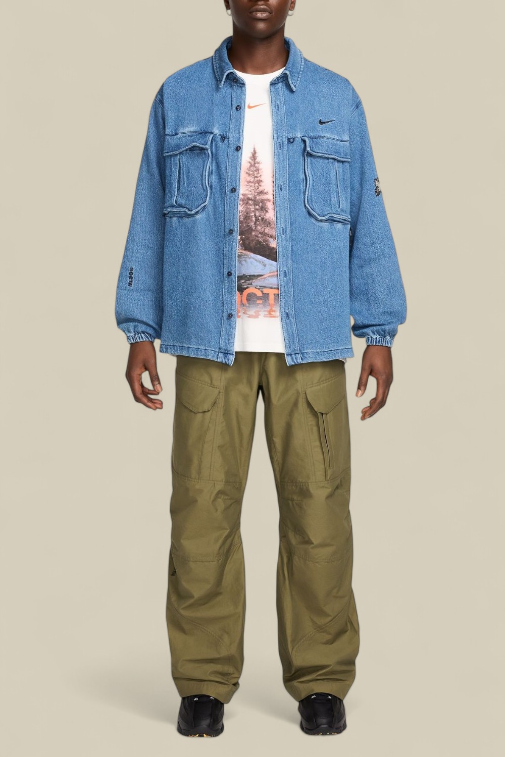 תמונת כל הלוק של מכנסי קרגו